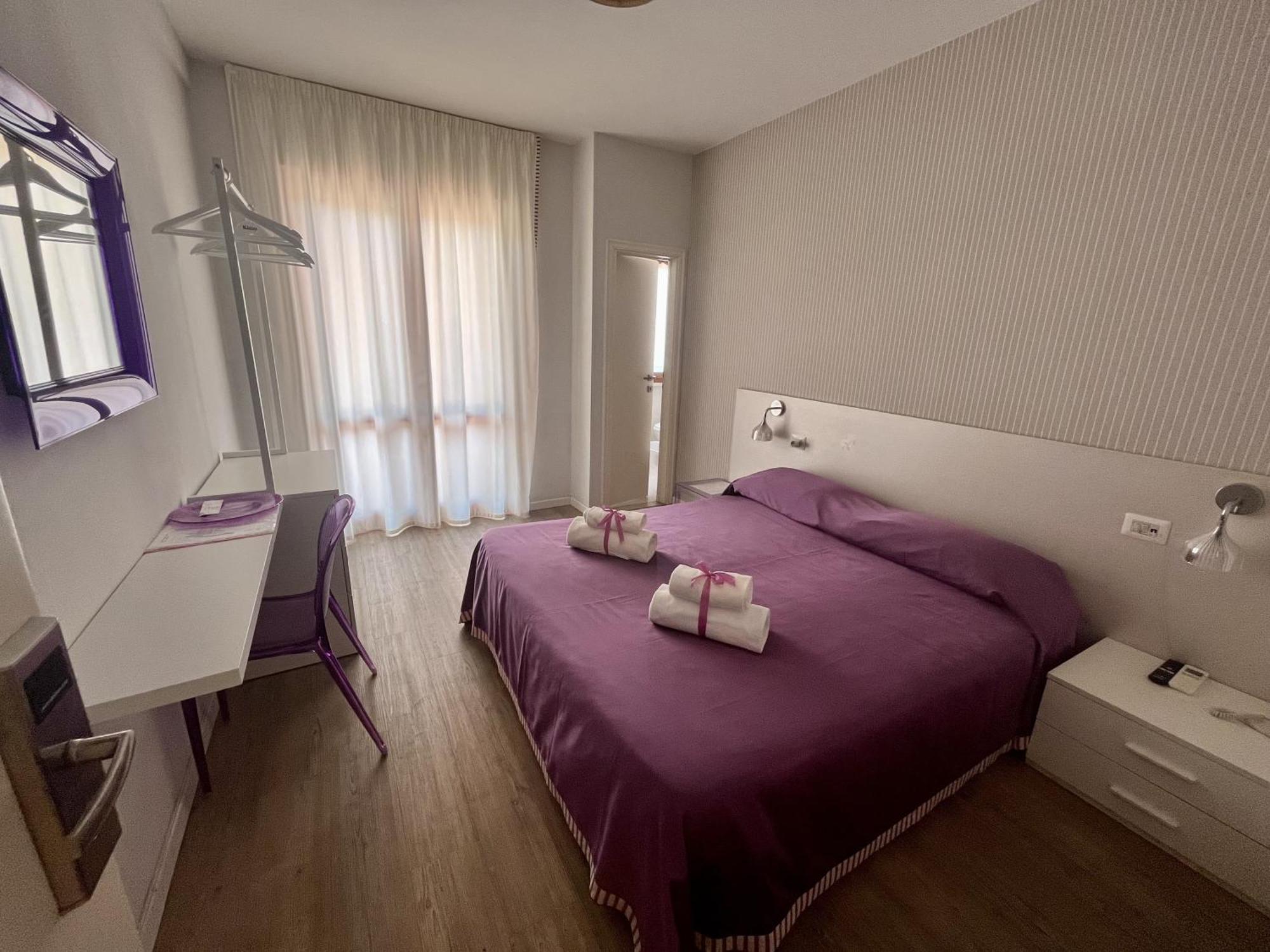 Hotel Villa Rosa Порто-Аццурро Екстер'єр фото
